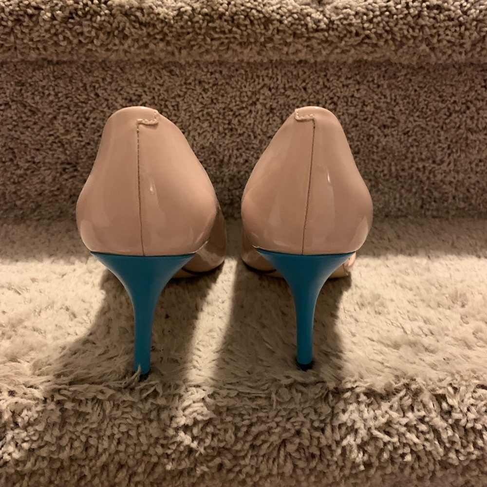 Nine West - Three Tone Heels - Picture 5 of 8